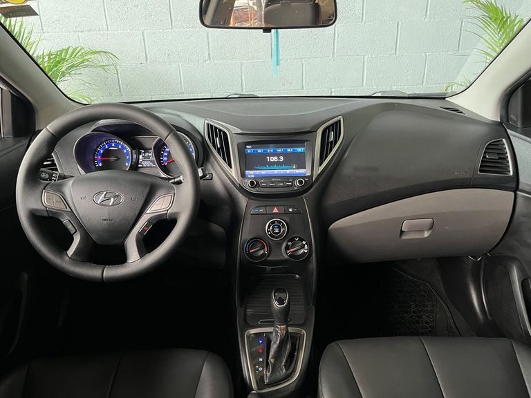 Hyundai HB20S C.Style/C.Plus1.6 Flex 16V Aut. 4p