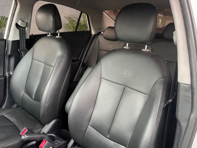 Hyundai HB20S C.Style/C.Plus1.6 Flex 16V Aut. 4p