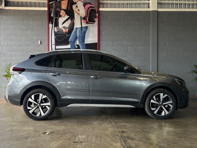 VolksWagen Nivus Highline 1.0 200 TSI Flex Aut.