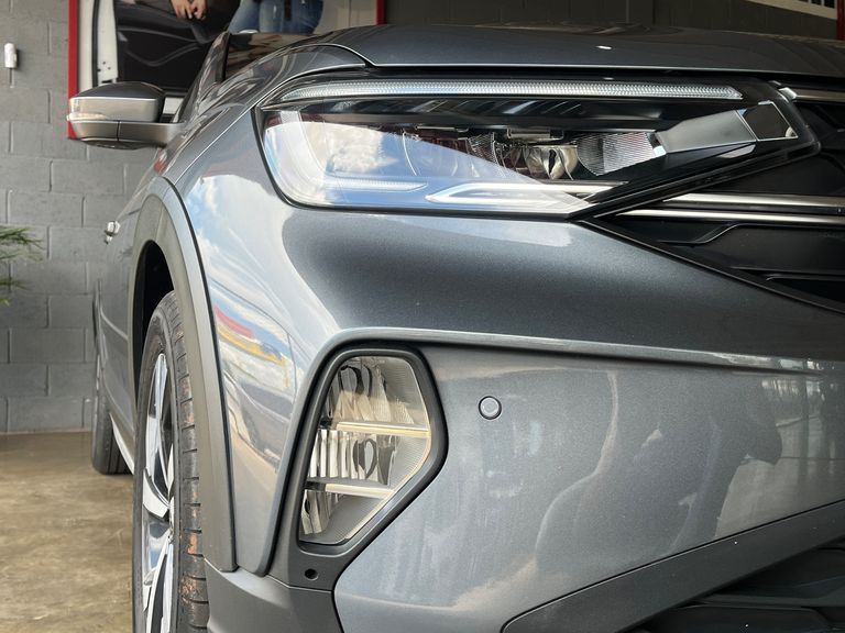 VolksWagen Nivus Highline 1.0 200 TSI Flex Aut.