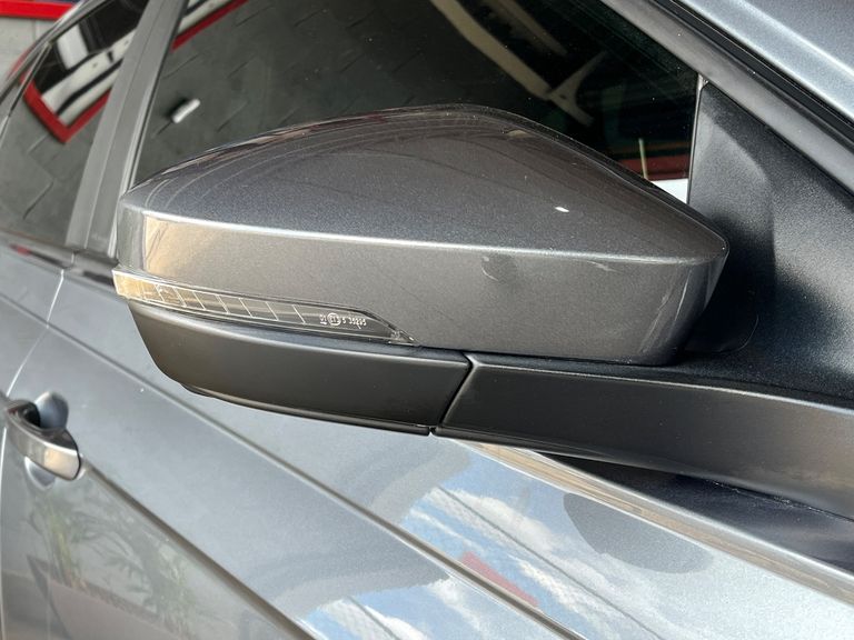 VolksWagen Nivus Highline 1.0 200 TSI Flex Aut.