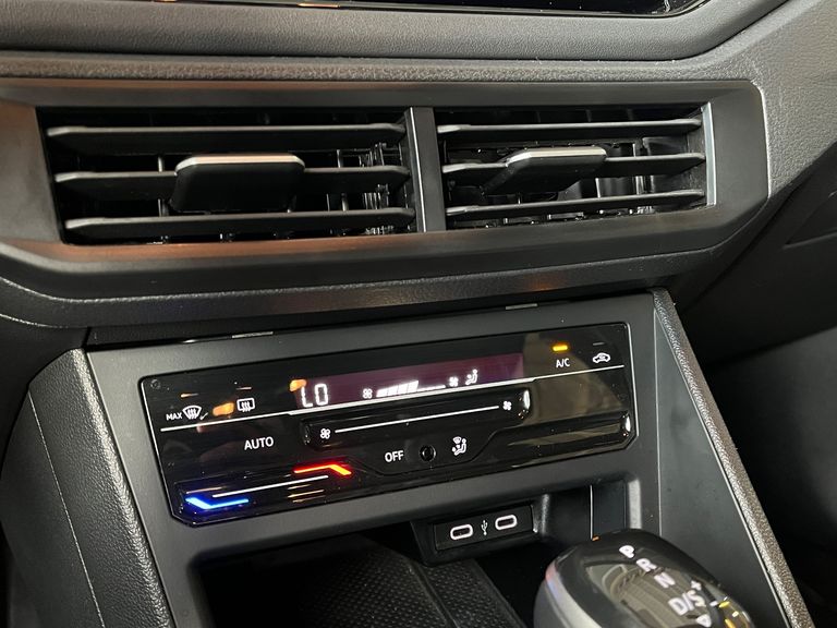 VolksWagen Nivus Highline 1.0 200 TSI Flex Aut.