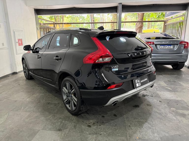 Volvo V40 T-5 Cross Country 2.0 Awd Aut.