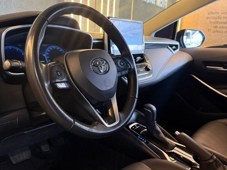 Toyota Corolla XEi 2.0 Flex 16V Aut.