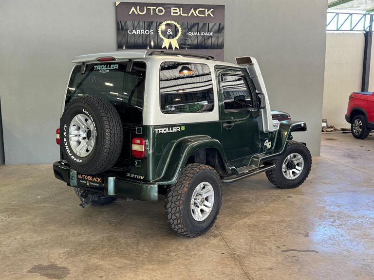 Troller T-4 4x4 3.2 TGV tdi Cap. Rígida Diesel