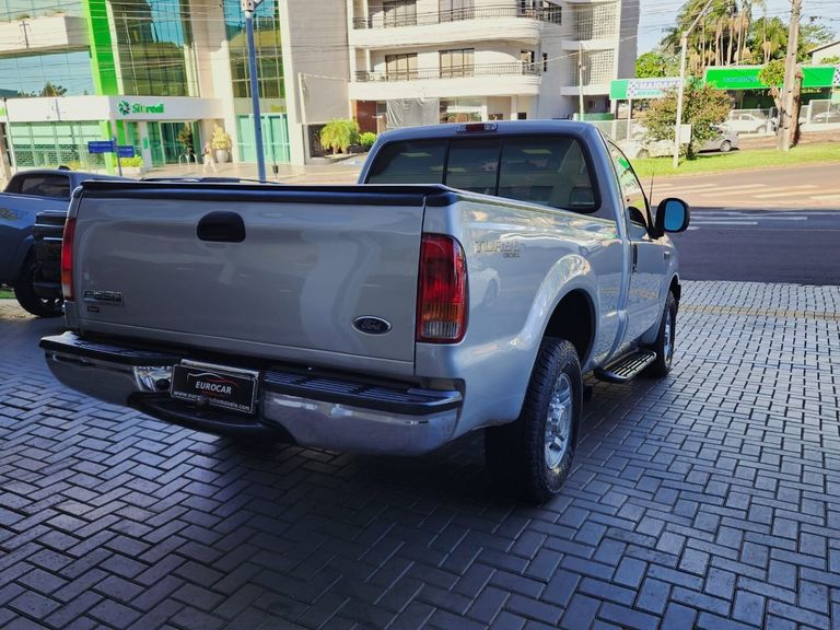 Ford F-250 XLT 3.9 4x2 Diesel TB