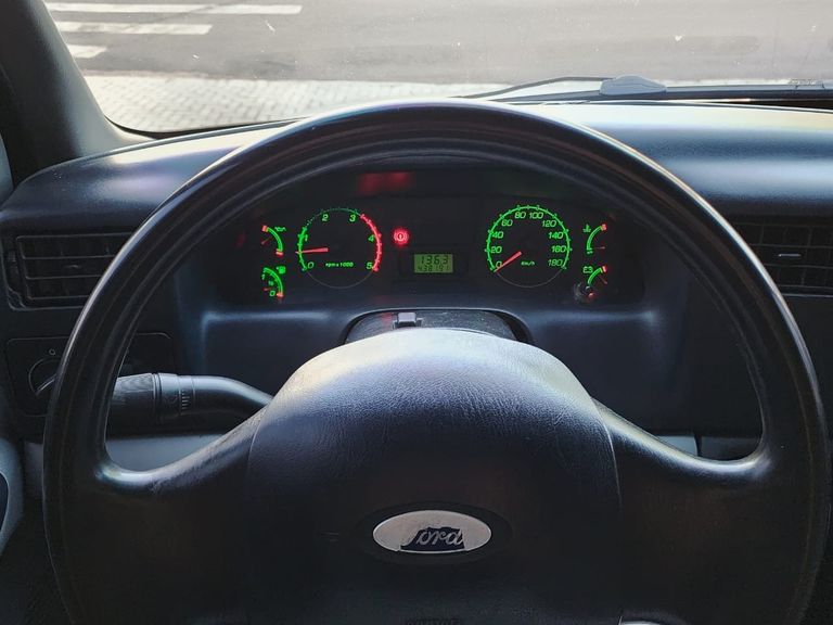 Ford F-250 XLT 3.9 4x2 Diesel TB