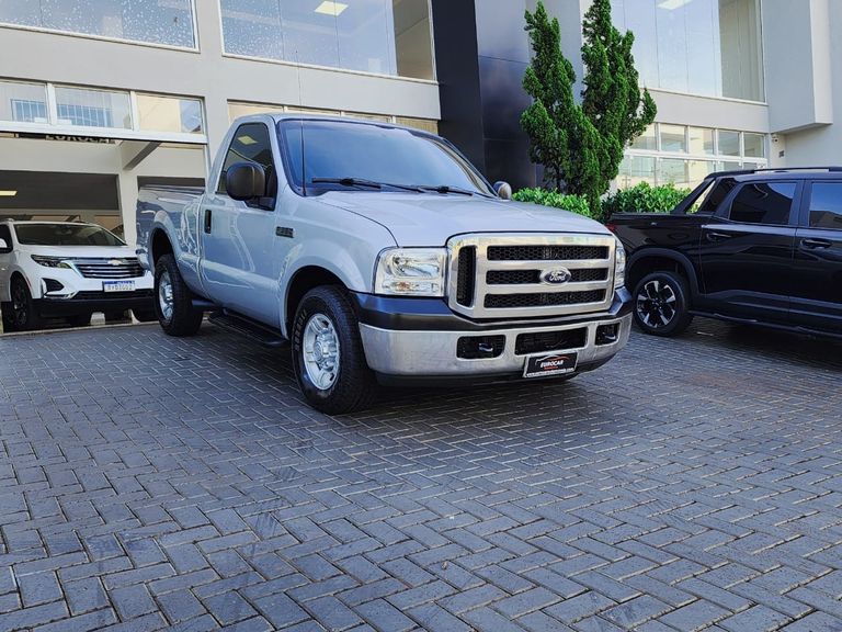 Ford F-250 XLT 3.9 4x2 Diesel TB