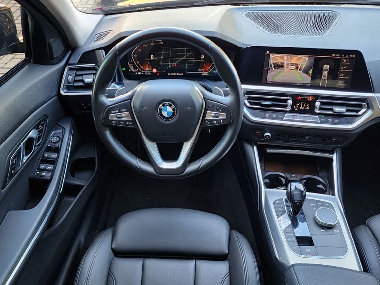 BMW 320iA 2.0 TB M Sport A.Flex/M.Sport 4p