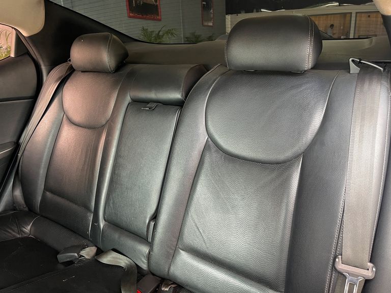 Hyundai Elantra GLS 2.0 16V Flex Aut.