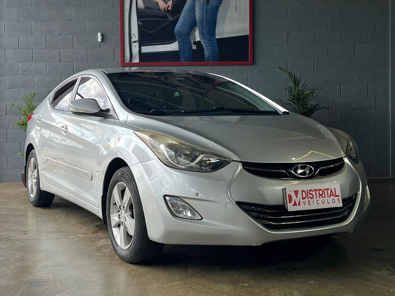 Hyundai Elantra GLS 2.0 16V Flex Aut.