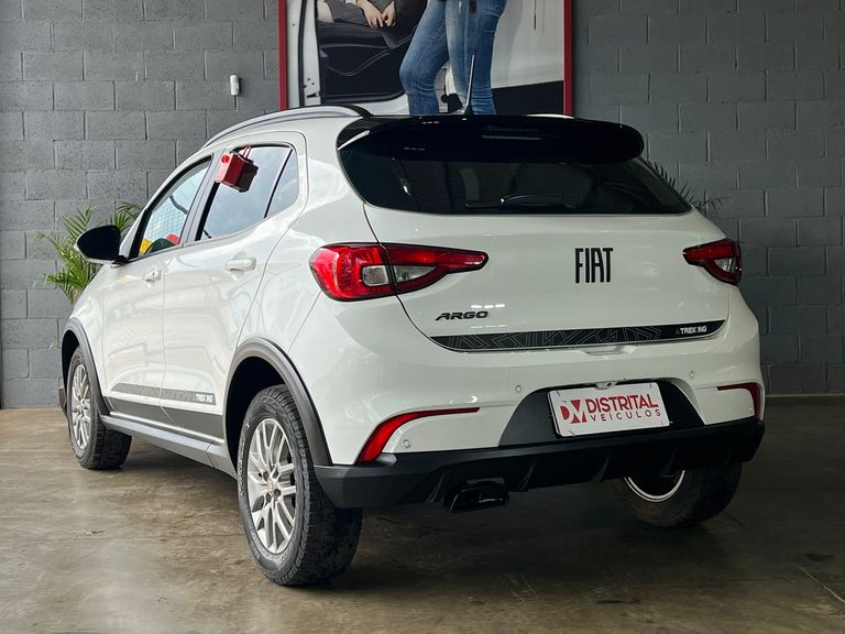 Fiat ARGO TREKKING 1.3 8V Flex