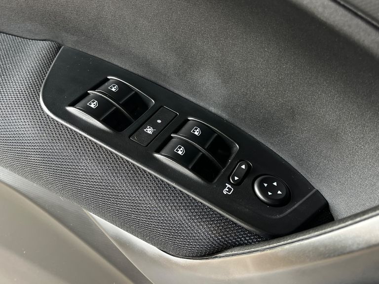 Fiat ARGO TREKKING 1.3 8V Flex