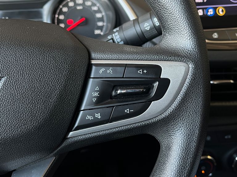 Chevrolet ONIX SEDAN Plus LT 1.0 12V Flex 4p Mec.