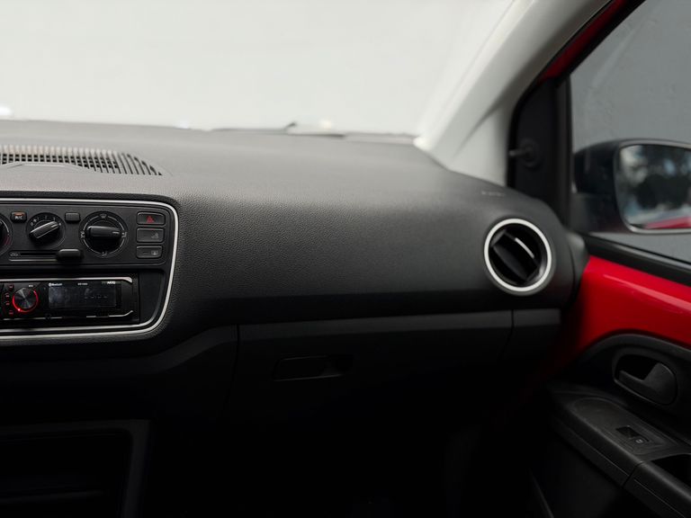 VolksWagen up! take 1.0 Total Flex 12V 5p