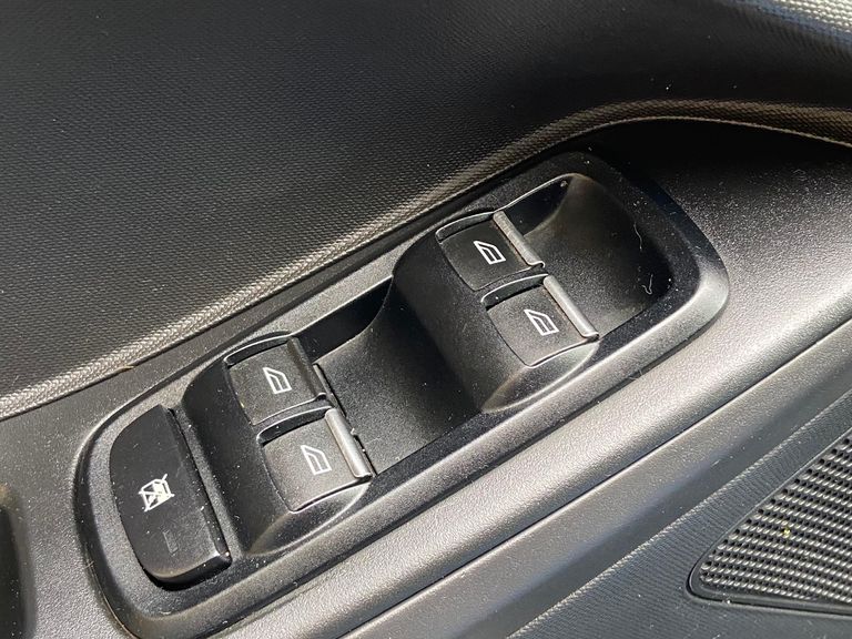 Ford Ka 1.0 SE/SE Plus TiVCT Flex 5p