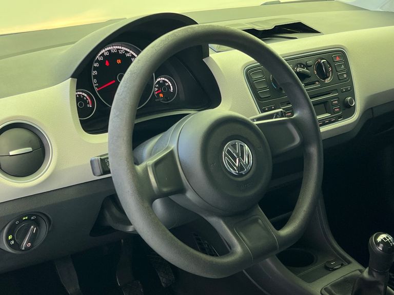 VolksWagen up! move 1.0 TSI Total Flex 12V 5p