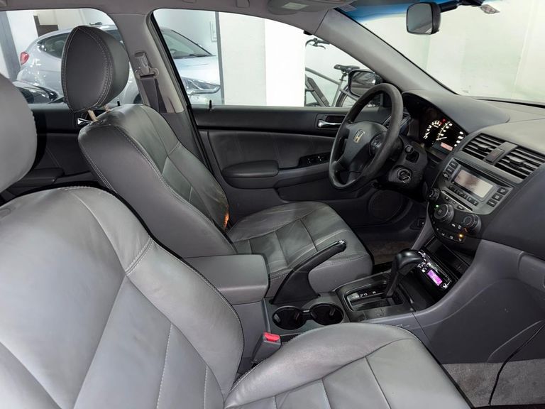 Honda Accord Sedan LX 2.0 16V 150/156cv Aut.