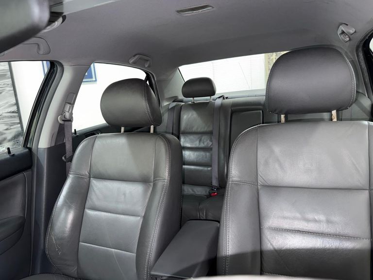 Honda Accord Sedan LX 2.0 16V 150/156cv Aut.