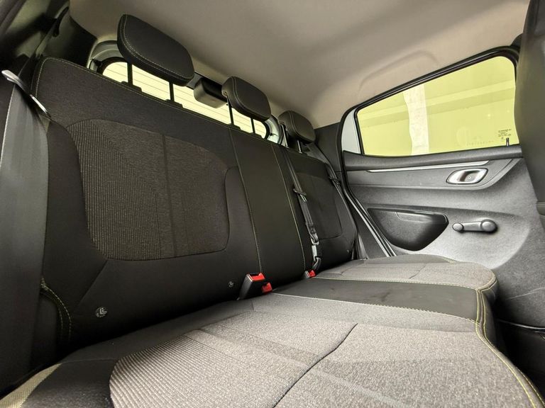 Renault KWID OUTSIDER 1.0 Flex 12V 5p Mec.