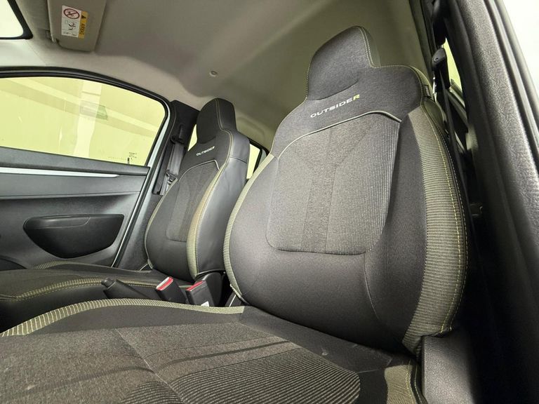 Renault KWID OUTSIDER 1.0 Flex 12V 5p Mec.