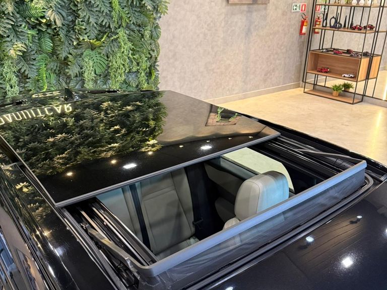 Land Rover Range R. VELAR SE 3.0 4x4 V6 380cv Aut.