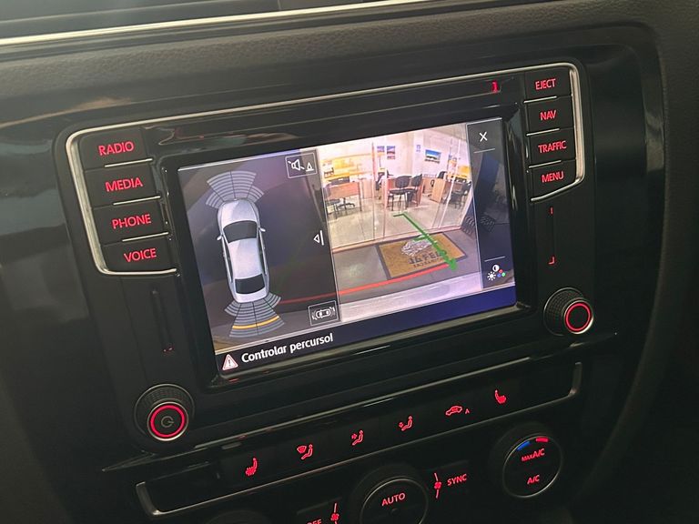 VolksWagen JETTA Highline 2.0 TSI 16V 4p Tiptronic