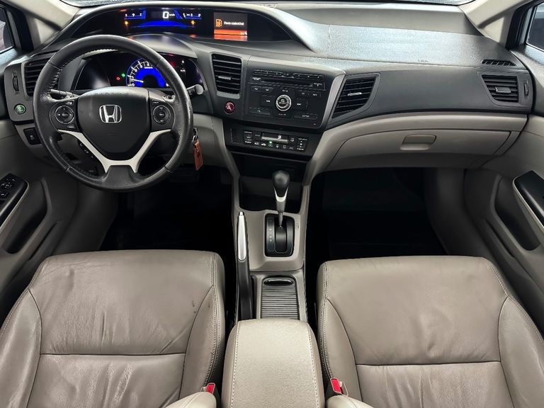 Honda Civic Sedan LXR 2.0 Flexone 16V Aut. 4p