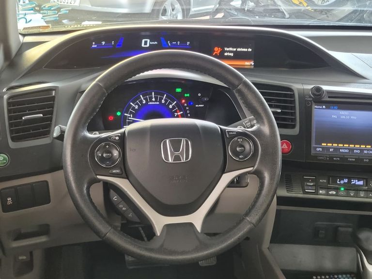 Honda Civic Sedan LXR 2.0 Flexone 16V Aut. 4p