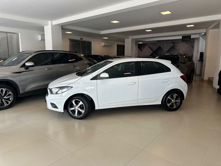 Chevrolet ONIX HATCH LTZ 1.4 8V FlexPower 5p Aut.