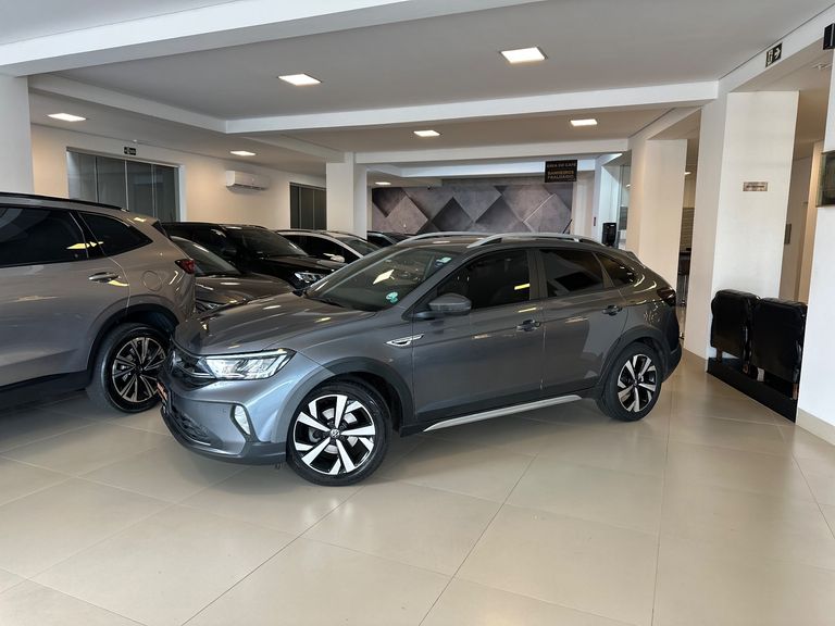 VolksWagen Nivus Highline 1.0 200 TSI Flex Aut.