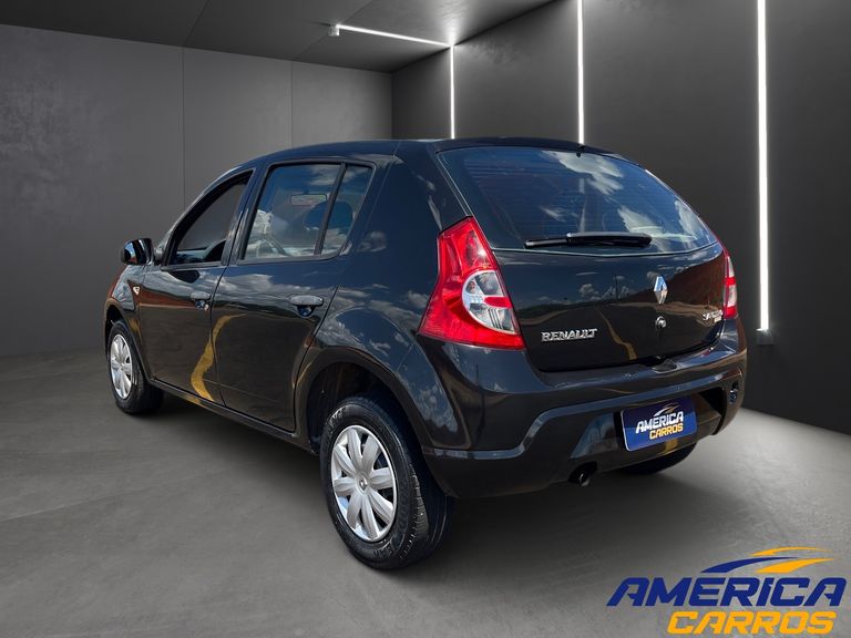 Renault SANDERO Authentique Hi-Flex 1.0 16V 5p