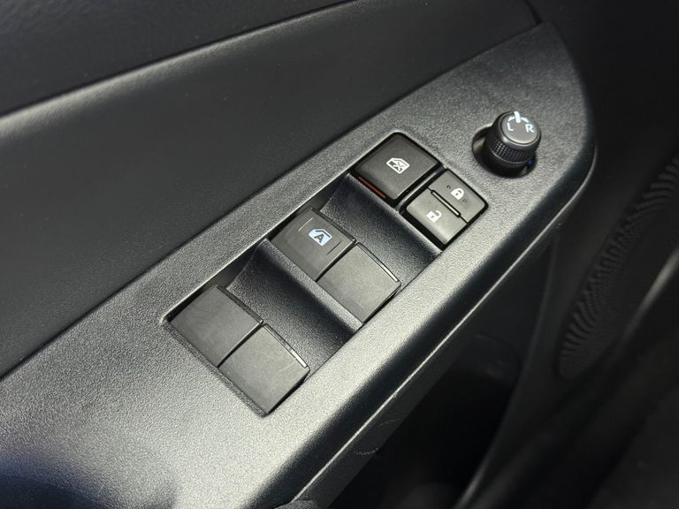 Toyota YARIS XL Sedan 1.5 Flex 16V 4p Aut.