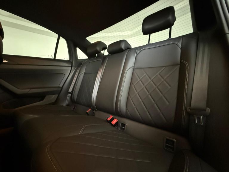 VolksWagen VIRTUS Exclusive 250TSI 1.4 Flex 16V Aut