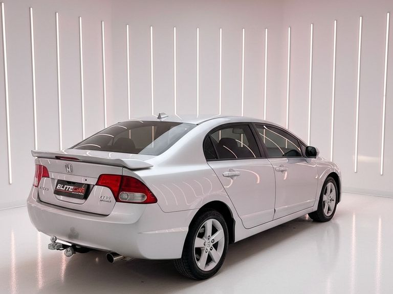 Honda Civic Sedan LXS 1.8/1.8 Flex 16V Aut. 4p