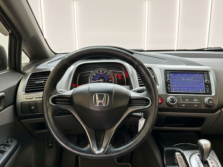 Honda Civic Sedan LXS 1.8/1.8 Flex 16V Aut. 4p