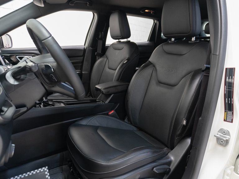 Jeep COMPASS LONG. T270 1.3 TB 4x2 Flex Aut.