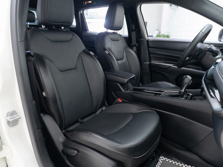 Jeep COMPASS LONG. T270 1.3 TB 4x2 Flex Aut.