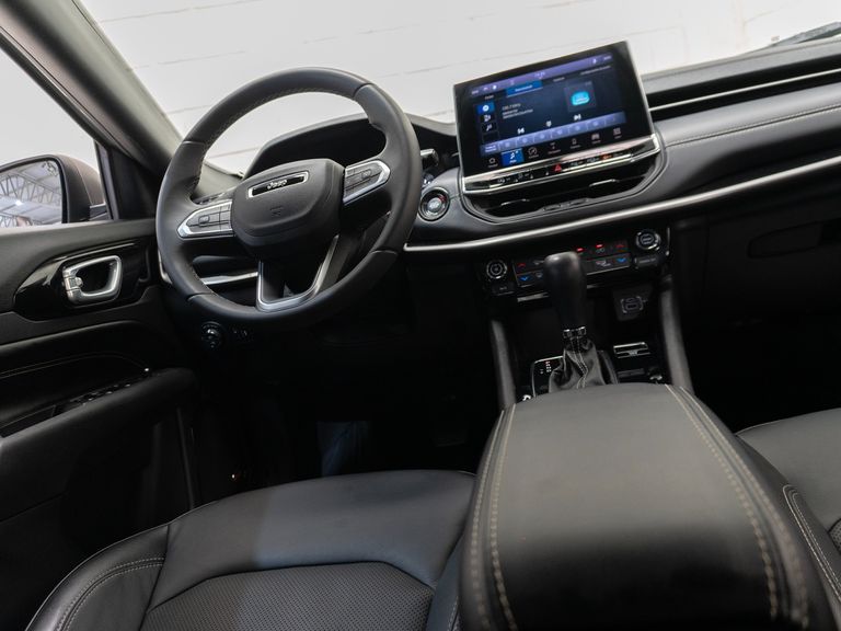 Jeep COMPASS LONG. T270 1.3 TB 4x2 Flex Aut.