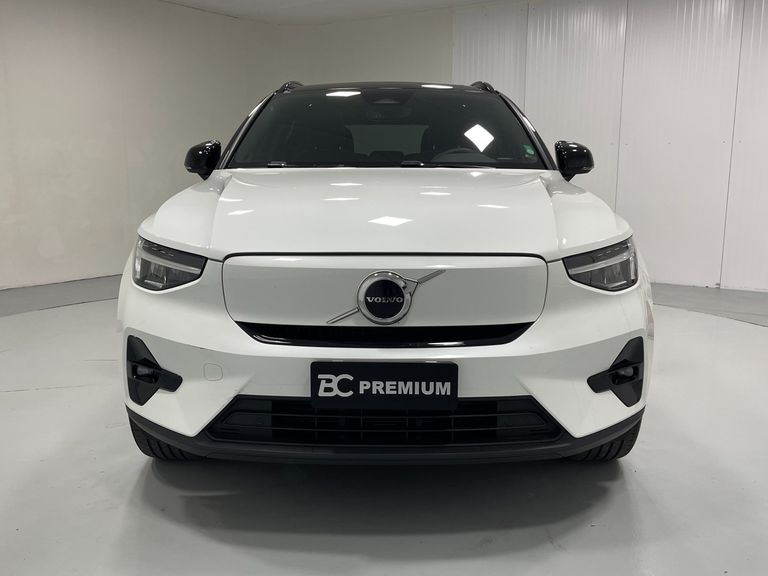 Volvo XC 40 Recharge Plus (Elétrico)