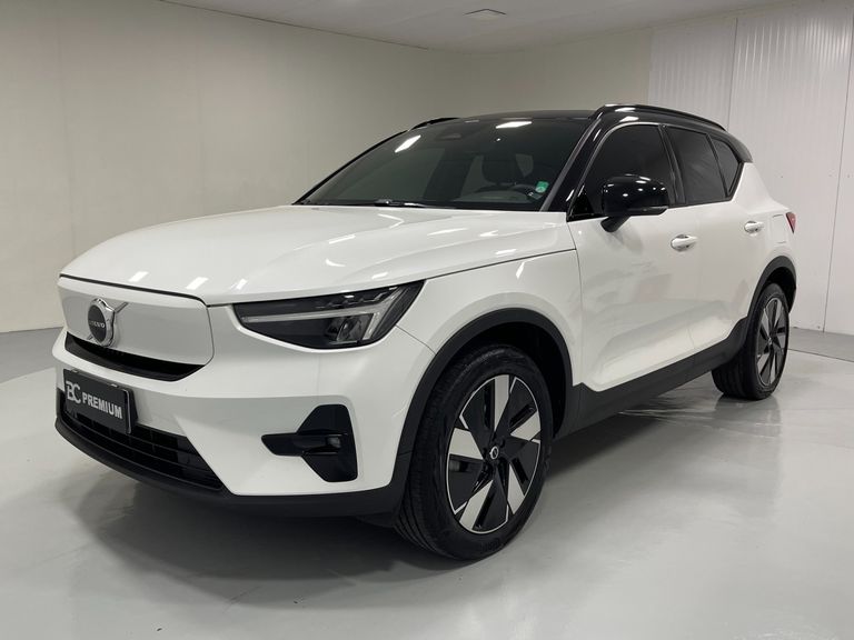 Volvo XC 40 Recharge Plus (Elétrico)