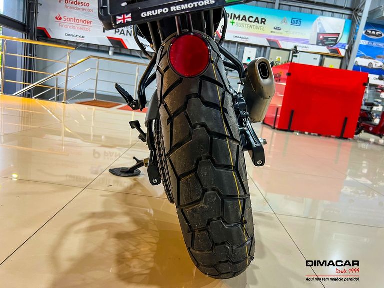 Royal Enfield Hanle Black