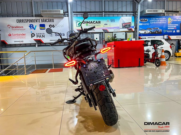 Royal Enfield Hanle Black