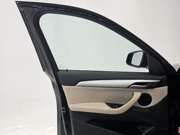 BMW X1 SDRIVE 20i 2.0/2.0 TB Acti.Flex Aut.