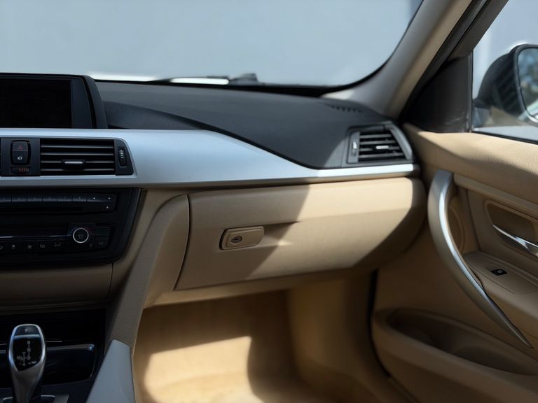 BMW 320iA 2.0 Turbo/ActiveFlex 16V/GP  4p