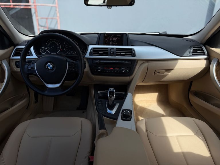 BMW 320iA 2.0 Turbo/ActiveFlex 16V/GP  4p