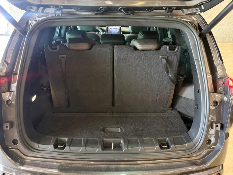 Jeep Commander Overland T270 1.3 TB Flex Aut.