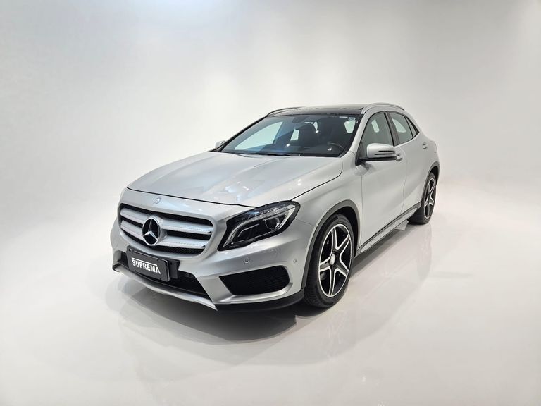 Mercedes GLA 250 Sport 2.0 TB 16V 4x2  211cv Aut.