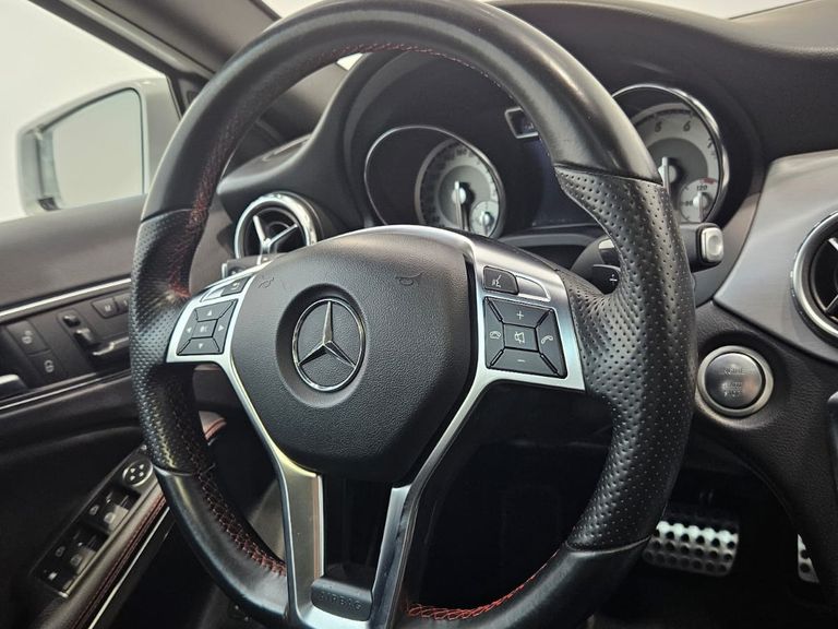 Mercedes GLA 250 Sport 2.0 TB 16V 4x2  211cv Aut.
