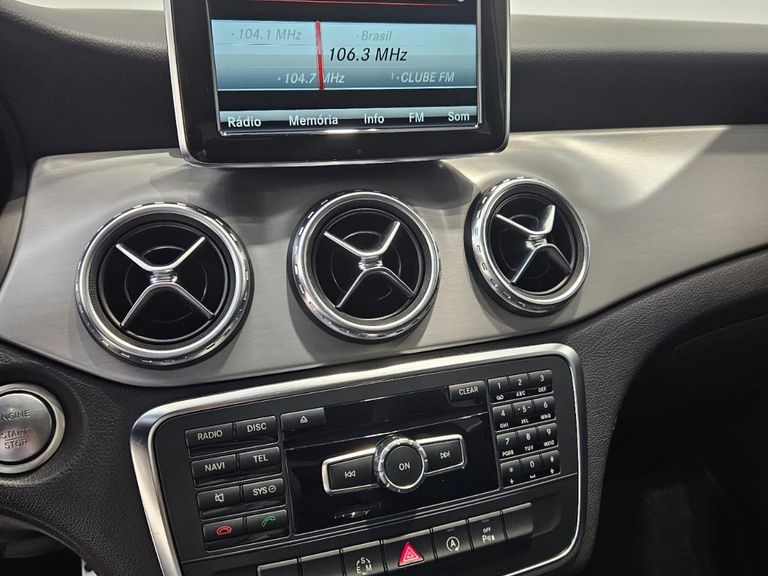 Mercedes GLA 250 Sport 2.0 TB 16V 4x2  211cv Aut.